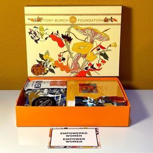 TORY BURCH Complete 2020 Foundation Seed Box Limited Edition w/ Tory Burch Scarf